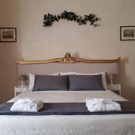 Dépendance Royale Bed & Breakfast Caserta Dış mekan fotoğraf