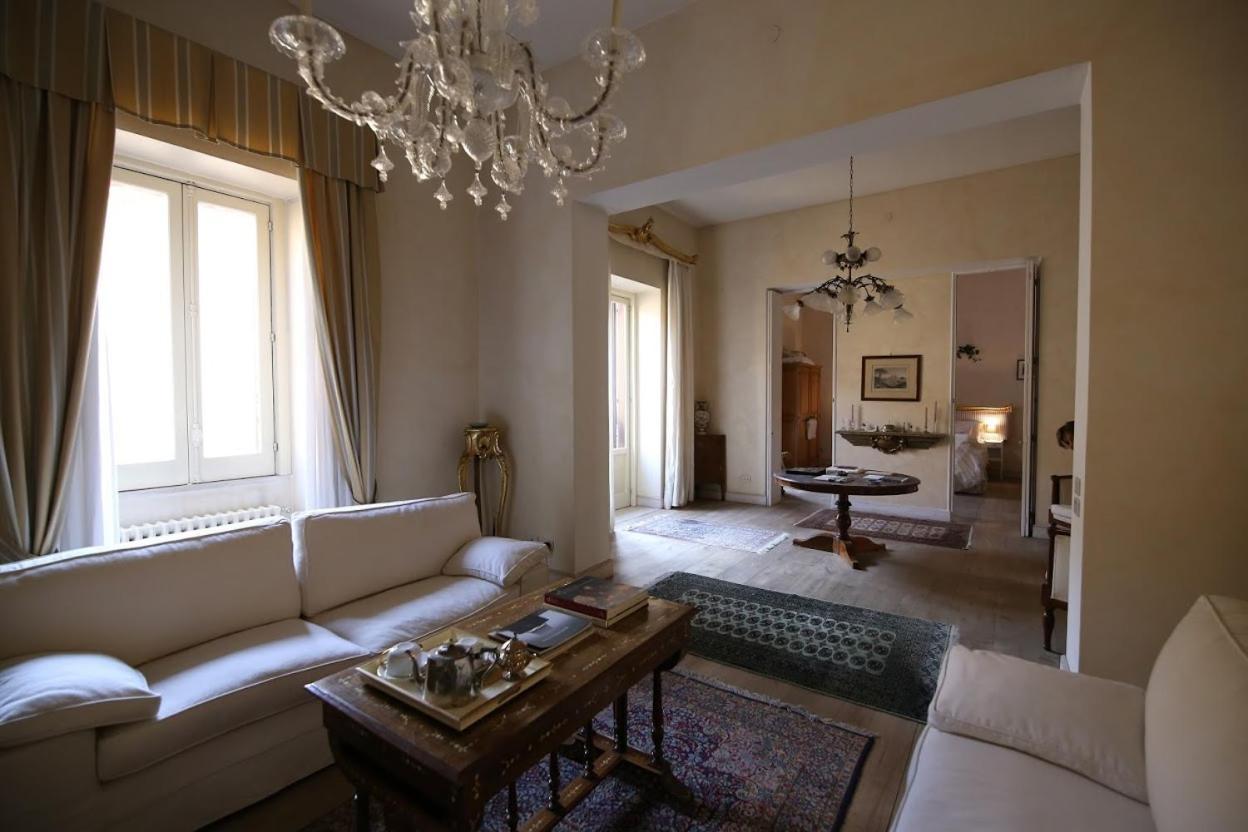 Dépendance Royale Bed & Breakfast Caserta Dış mekan fotoğraf