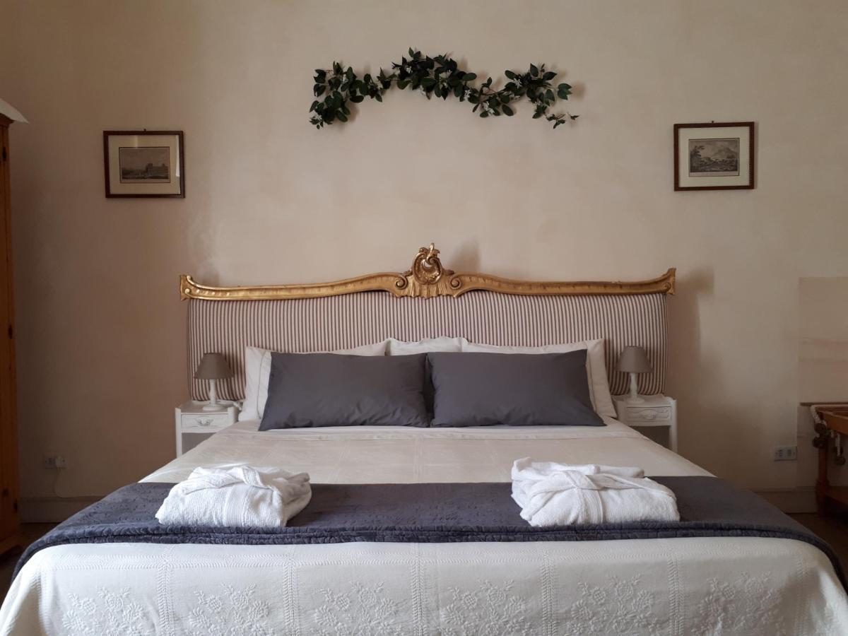 Dépendance Royale Bed & Breakfast Caserta Dış mekan fotoğraf