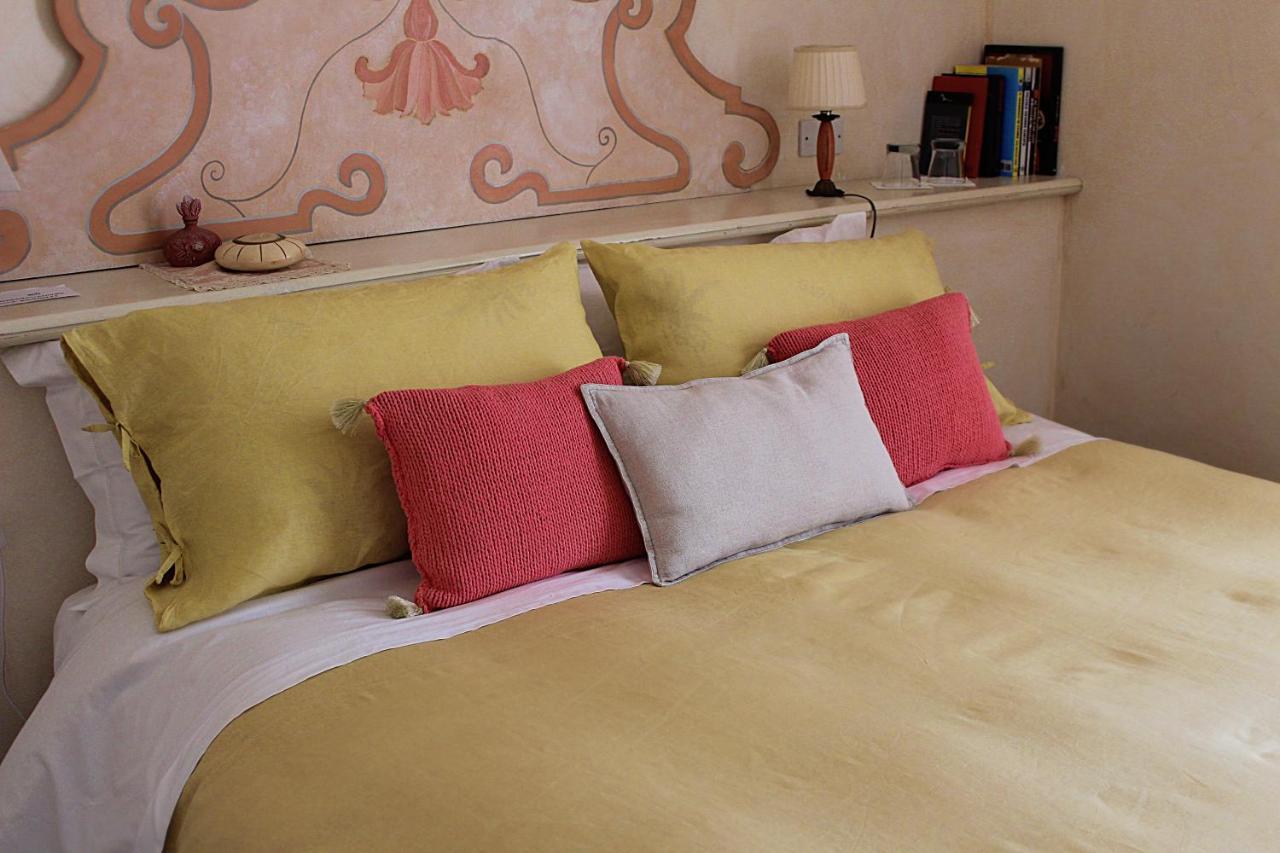 Dépendance Royale Bed & Breakfast Caserta Dış mekan fotoğraf