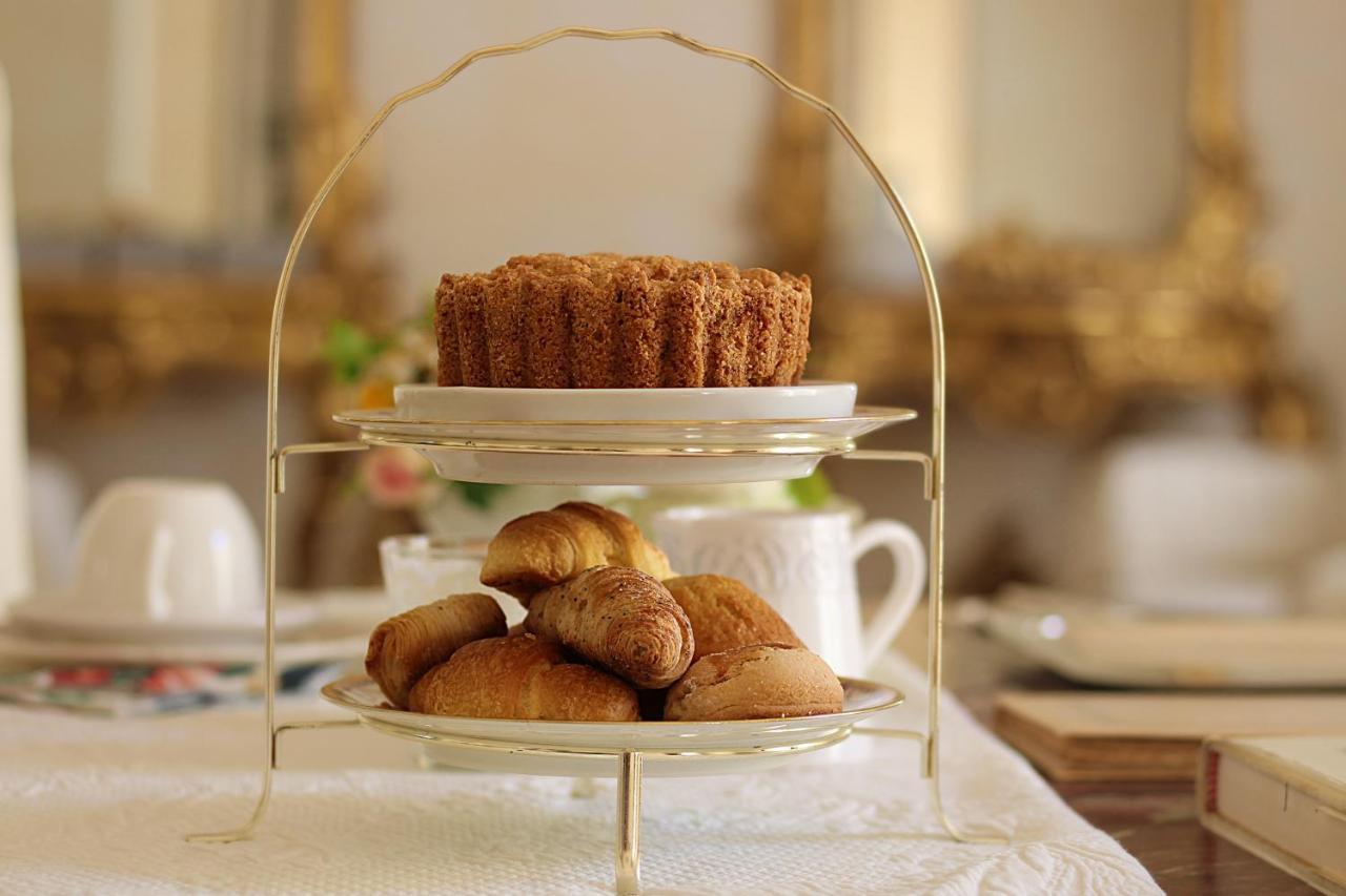 Dépendance Royale Bed & Breakfast Caserta Dış mekan fotoğraf