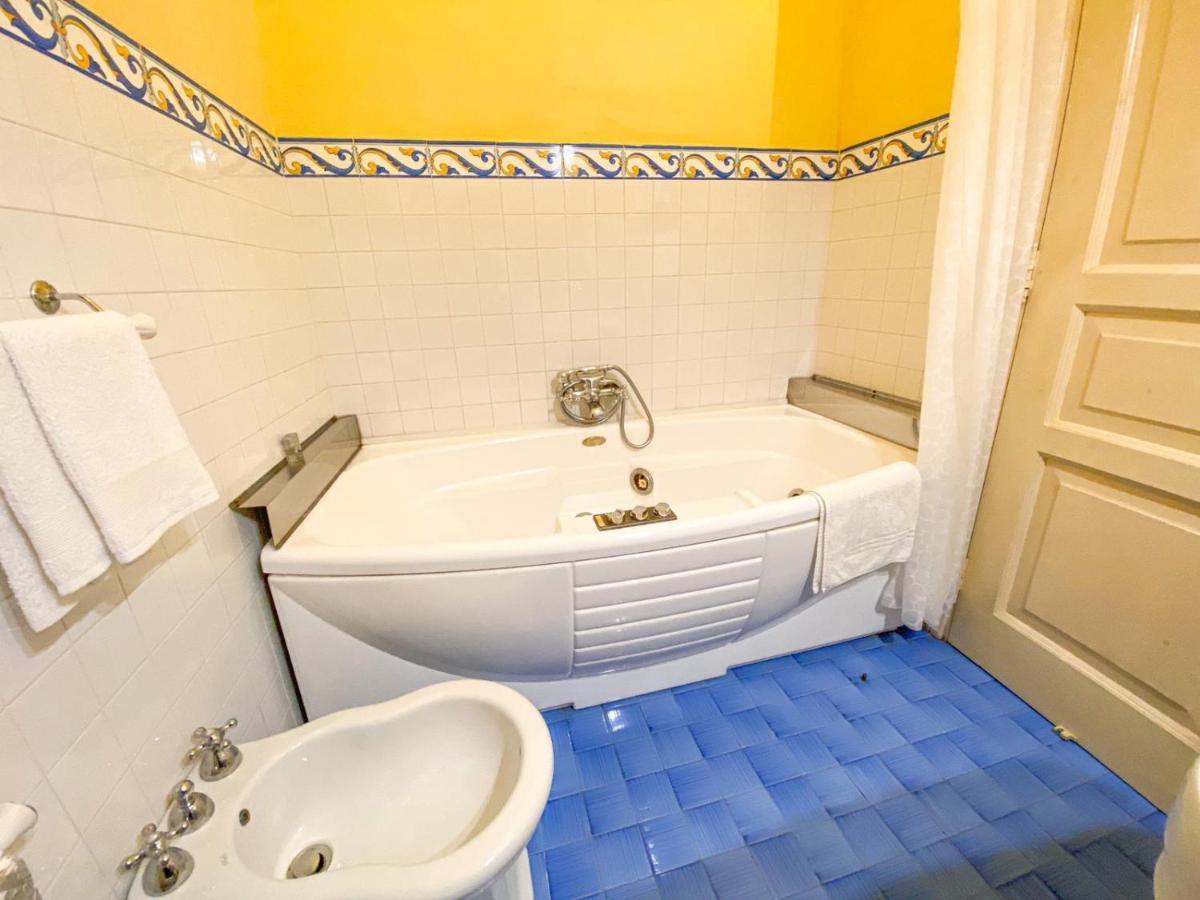 Dépendance Royale Bed & Breakfast Caserta Dış mekan fotoğraf