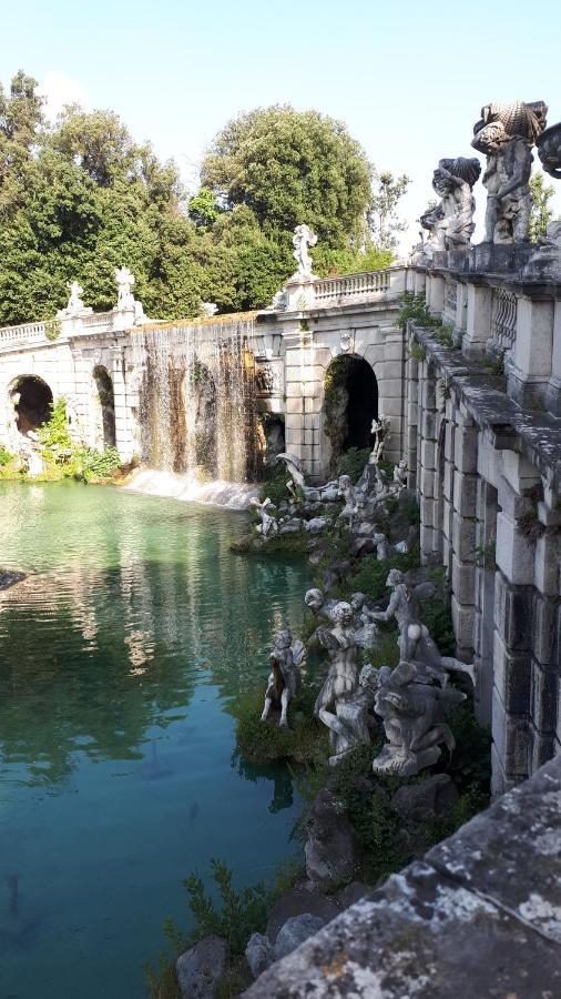 Dépendance Royale Bed & Breakfast Caserta Dış mekan fotoğraf