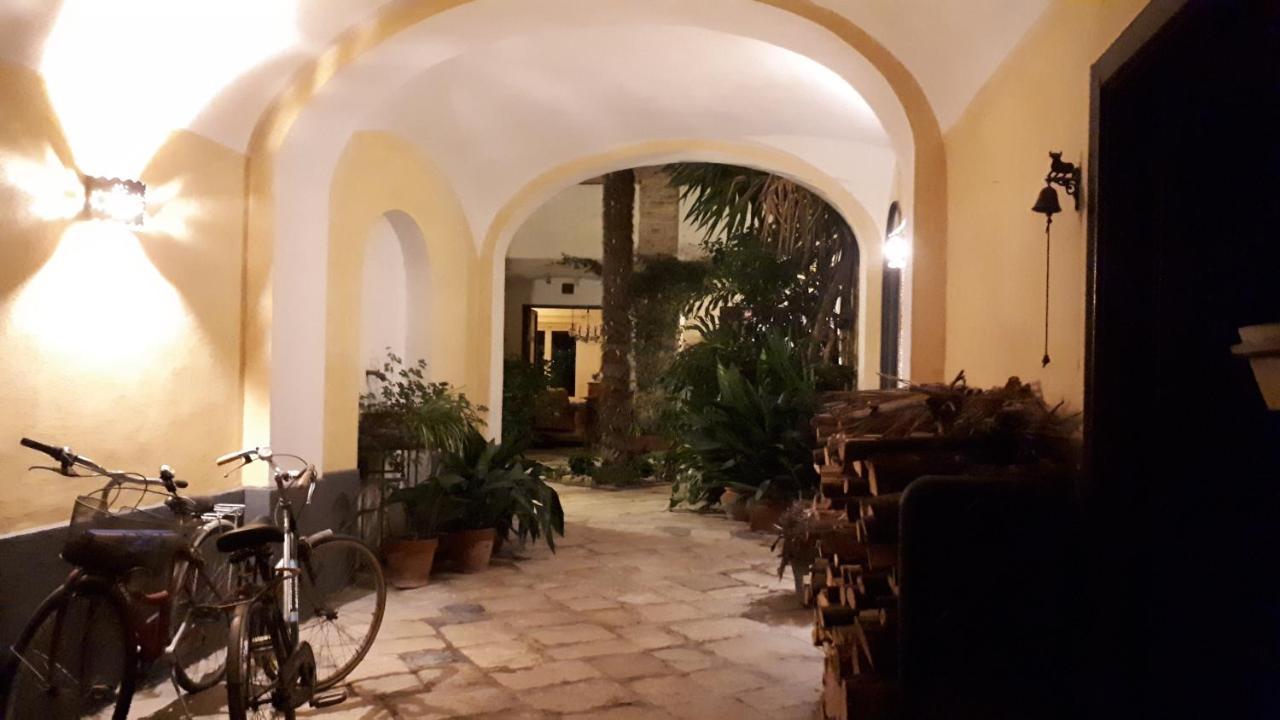 Dépendance Royale Bed & Breakfast Caserta Dış mekan fotoğraf