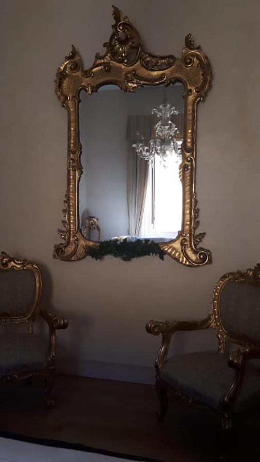 Dépendance Royale Bed & Breakfast Caserta Dış mekan fotoğraf